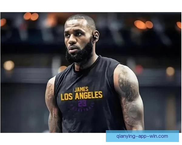 詹姆斯凌晨抵达迈阿密出战热火 追平帕里什历史纪录在即